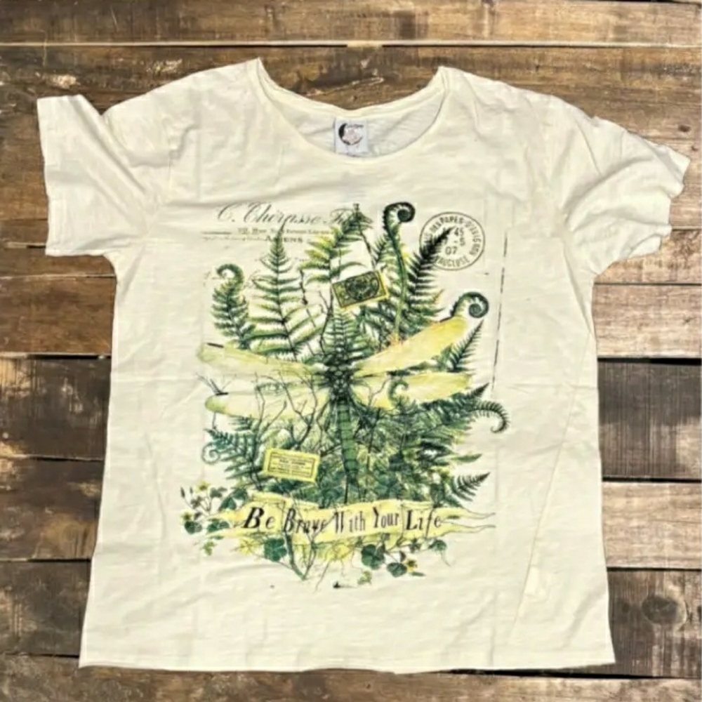 Moon Dance Tee Brave Flight